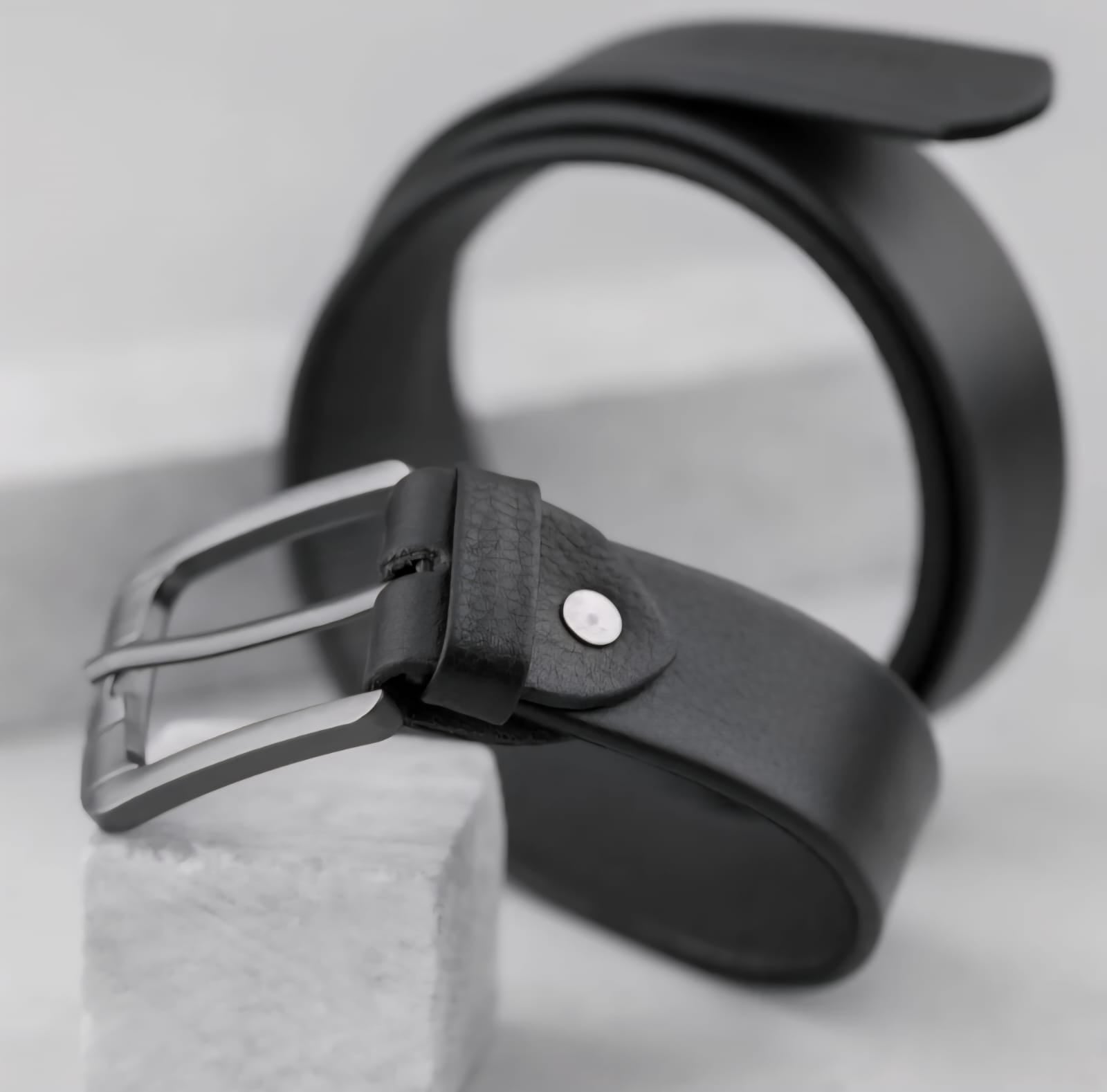 Urban Legacy™ Classic Cow Leather Belt