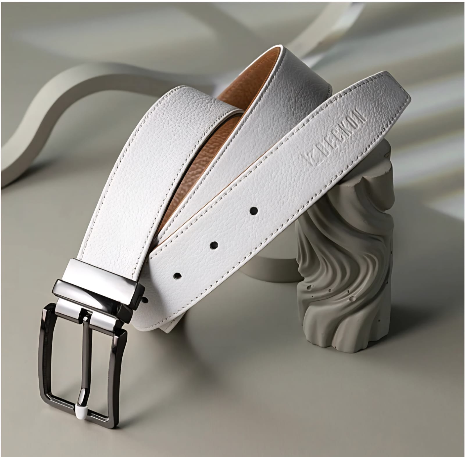DualTone Elite™ Genuine Cow Leather Reversible Belt – White & Brown
